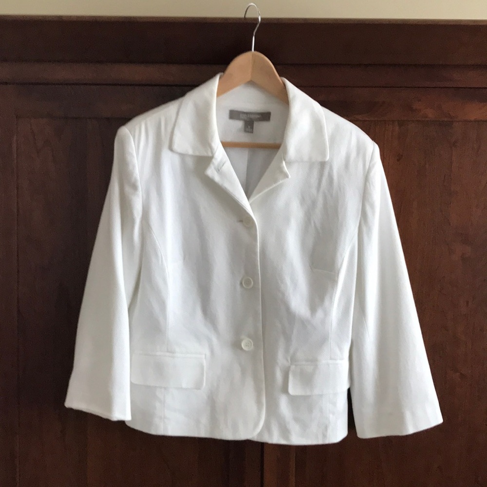 White cropped jacket